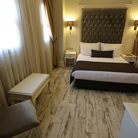 L'agora Old Town & Bazaar 3* إزمير