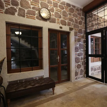 L'agora Old Town Hotel&bazaar 3*