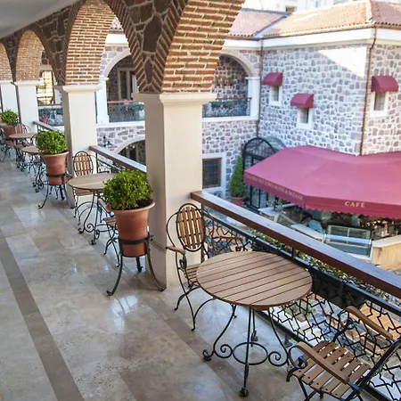 Hotel L'agora Old Town Hotel&bazaar 3*