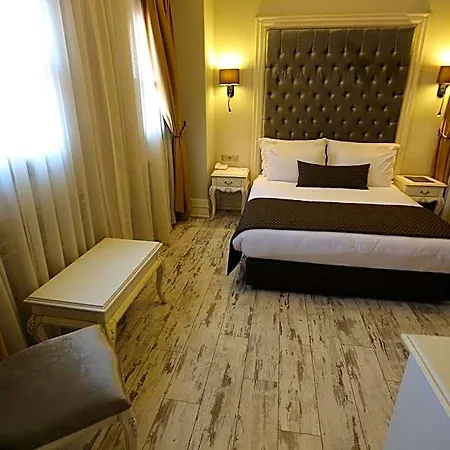 L'agora Old Town & Bazaar 3* إزمير