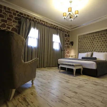 L'agora Old Town Hotel&bazaar 3*