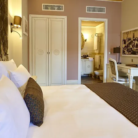 Hotell L'agora Old Town & Bazaar 3*