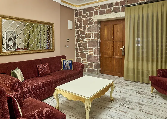 Otel L'agora Old Town & Bazaar 3*