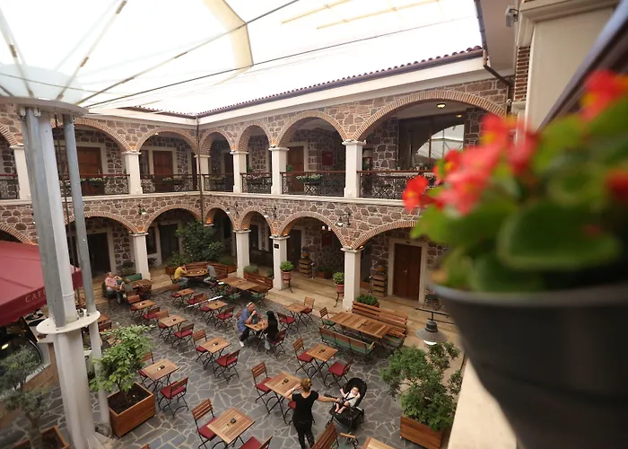 L'agora Old Town Hotel&bazaar 3*