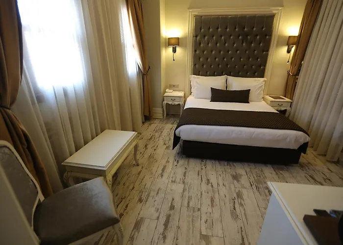 L'agora Old Town Hotel&bazaar 3* İzmir