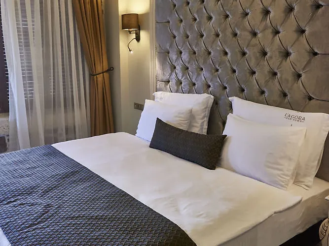 L'agora Old Town Hotel&bazaar 3* İzmir