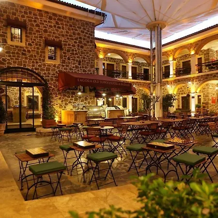 L'agora Old Town & Bazaar ホテル イズミル