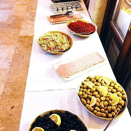 L'agora Old Town & Bazaar