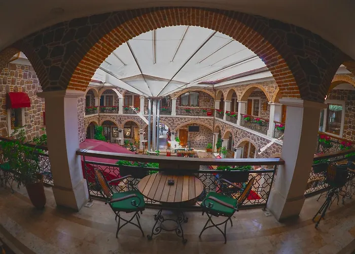 L'agora Old Town & Bazaar Измир